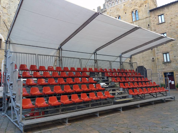 Ro.fra, rofra Noleggio e allestimento di transenne, palchi, podi e tribune, per gare ciclistiche, per gare podistiche, motomondiale, concerti, eventi