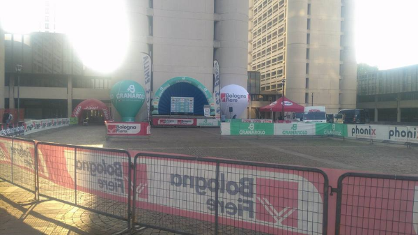 Ro.fra, rofra Noleggio e allestimento di transenne, palchi, podi e tribune, per gare ciclistiche, per gare podistiche, motomondiale, concerti, eventi