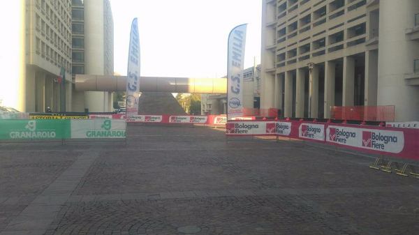 Ro.fra, rofra Noleggio e allestimento di transenne, palchi, podi e tribune, per gare ciclistiche, per gare podistiche, motomondiale, concerti, eventi