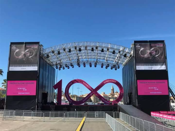 Ro.fra, rofra Noleggio e allestimento di transenne, palchi, podi e tribune, per gare ciclistiche, per gare podistiche, motomondiale, concerti, eventi