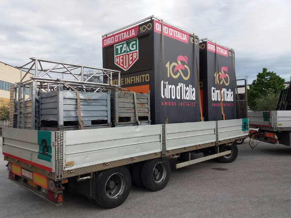 Ro.fra, rofra Noleggio e allestimento di transenne, palchi, podi e tribune, per gare ciclistiche, per gare podistiche, motomondiale, concerti, eventi