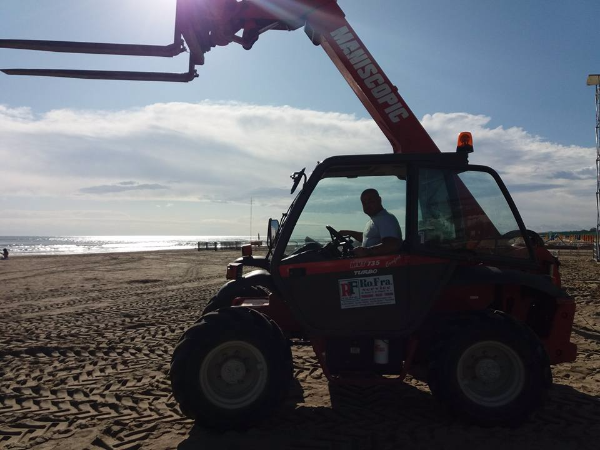 Ro.fra, rofra Noleggio e allestimento di transenne, palchi, podi e tribune, per gare ciclistiche, per gare podistiche, motomondiale, concerti, eventi