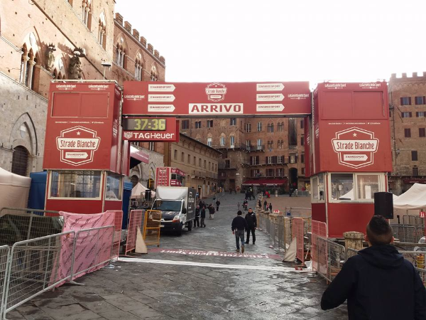 Ro.fra, Rofra Noleggio e allestimento di transenne, palchi, podi e tribune, per gare ciclistiche, per gare podistiche, motomondiale, concerti, eventi