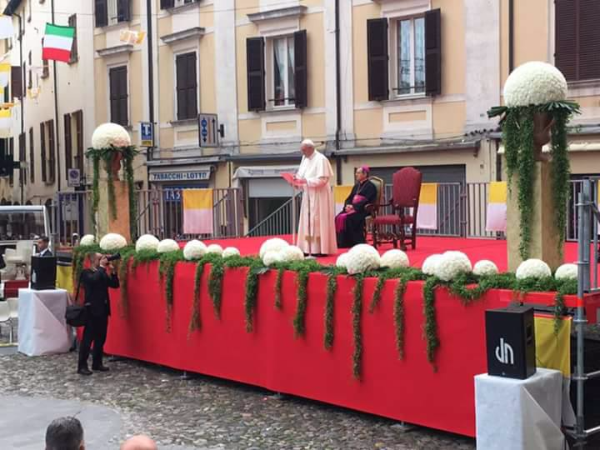 Ro.fra, rofra Noleggio e allestimento di transenne, palchi, podi e tribune, per gare ciclistiche, per gare podistiche, motomondiale, concerti, eventi