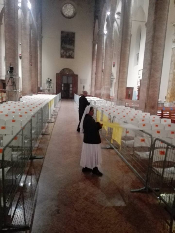 Ro.fra, rofra Noleggio e allestimento di transenne, palchi, podi e tribune, per gare ciclistiche, per gare podistiche, motomondiale, concerti, eventi